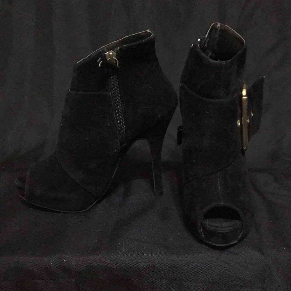 Velvet heels
